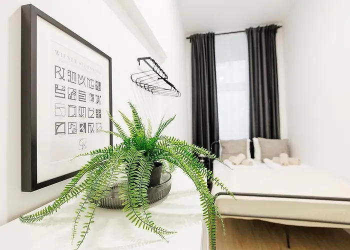 Central City Style Rooms By Home2